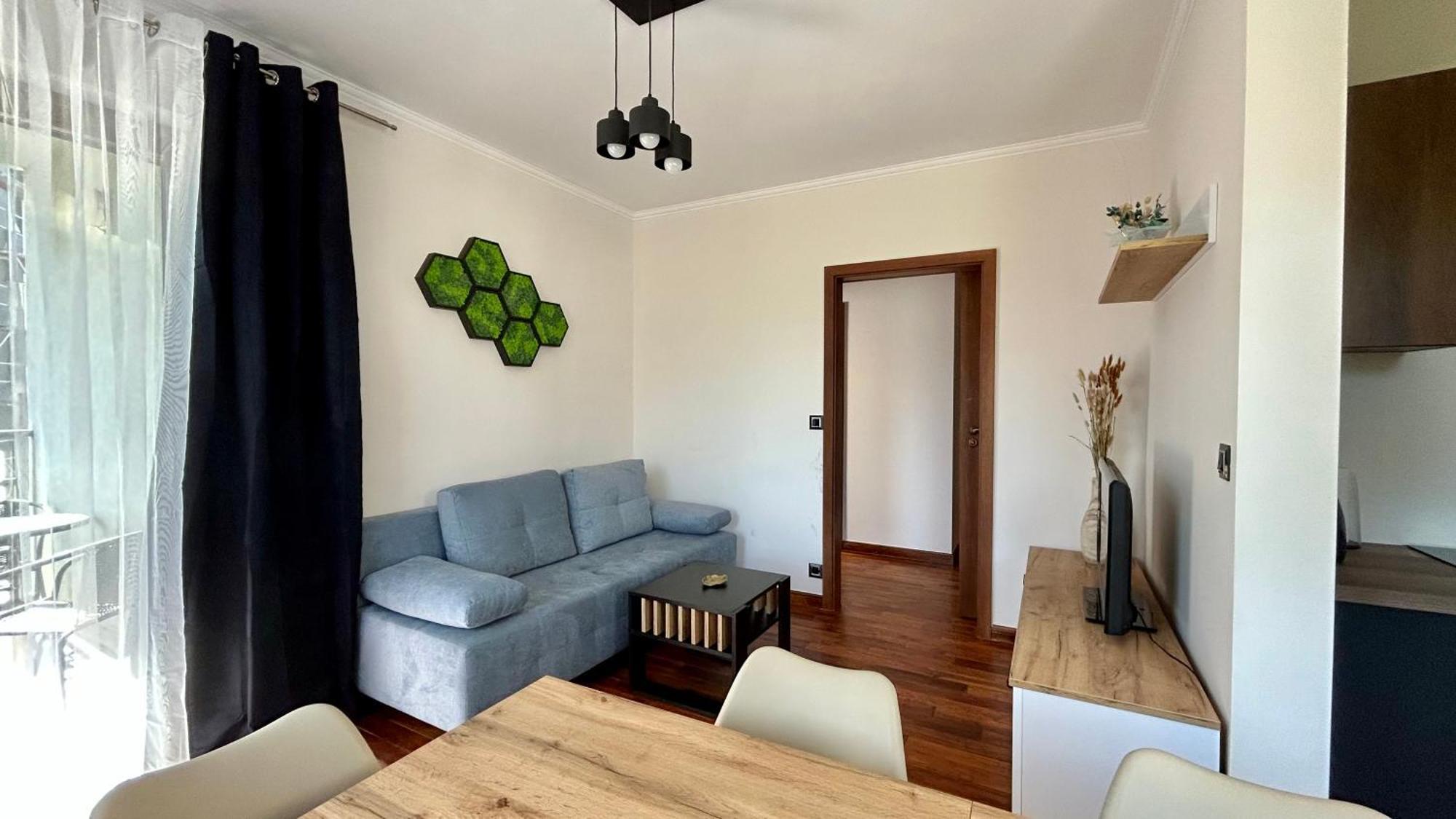 Apartament Mala Italia *